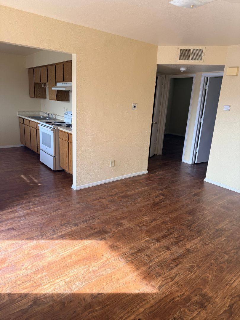 Apartment for rent at 1800 S Espina St, Las Cruces, NM 88001