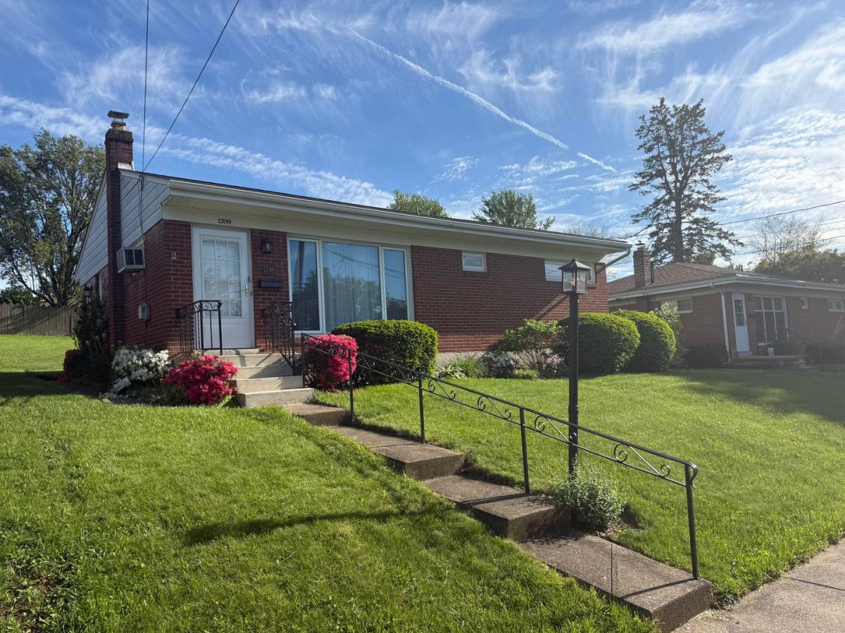 House for rent at 1709 Cornell Rd, Camp Hill, PA 17011