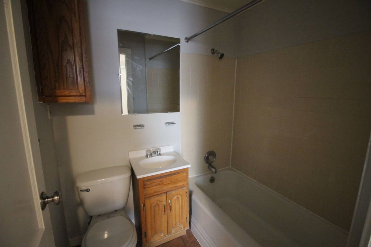 Apartment for rent at 834-38 Sherman Ave, Evanston, IL 60202