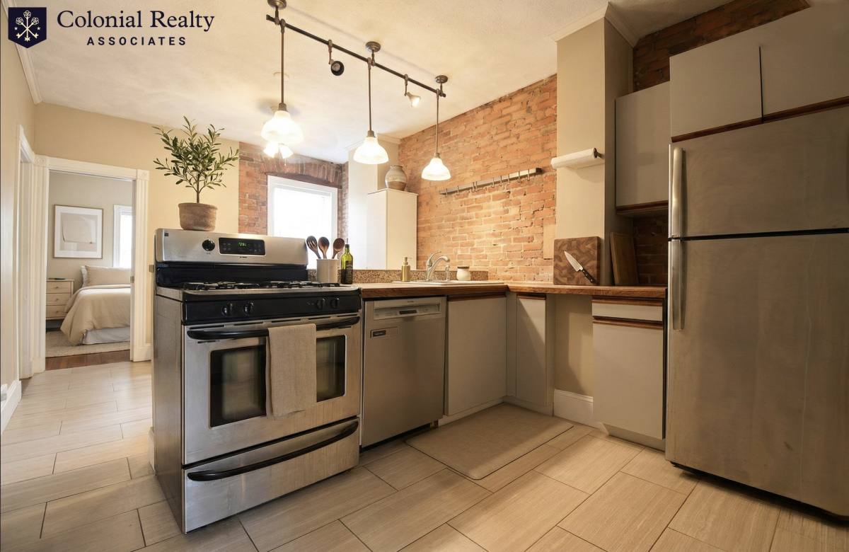 Apartment for rent at 1793 Beacon St #3, Brookline, MA 02445