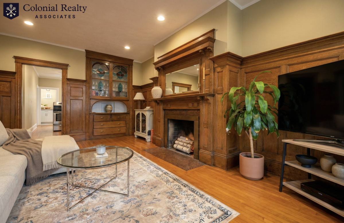 Apartment for rent at 1793 Beacon St #3, Brookline, MA 02445