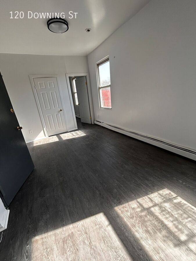 Apartment for rent at 120 Downing St, Yonkers, NY 10705