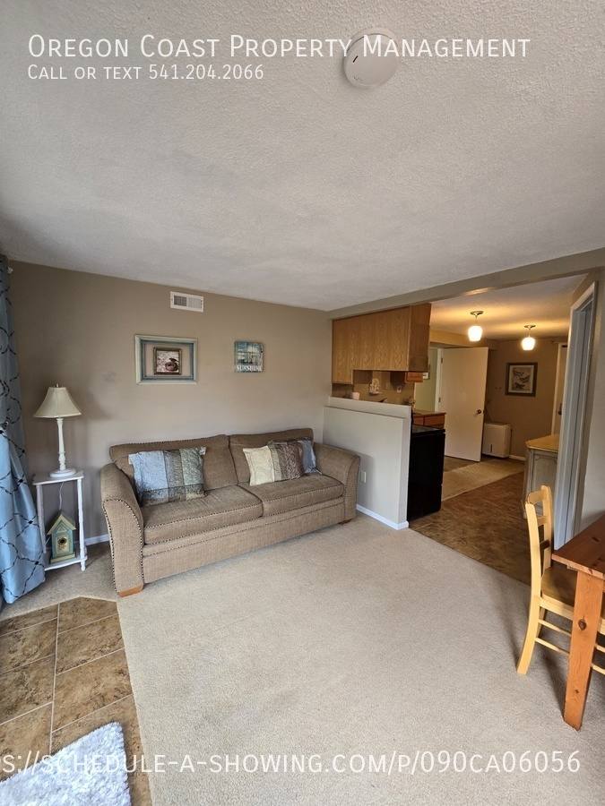 House for rent at 4503 SW Beach Ave, Lincoln City, OR 97367