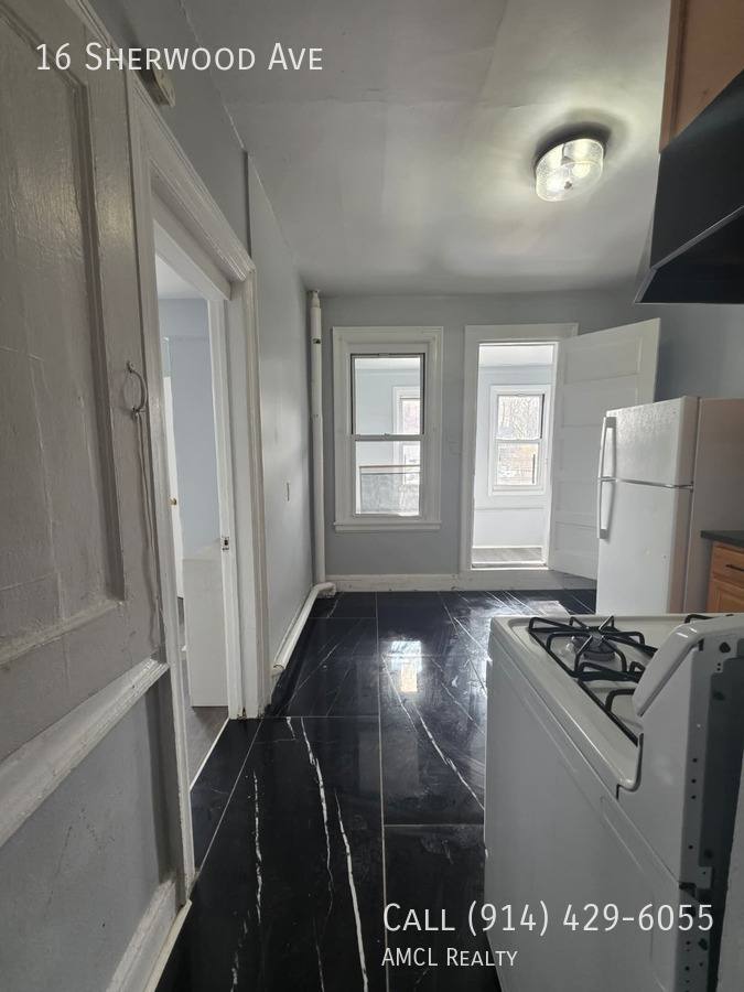 Apartment for rent at 16 Sherwood Ave, Yonkers, NY 10704