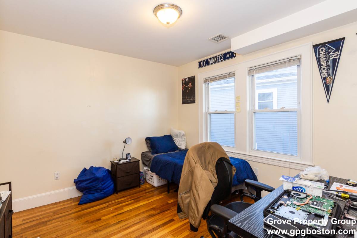 House for rent at 186 Calumet St #186, Roxbury Crossing, MA 02120