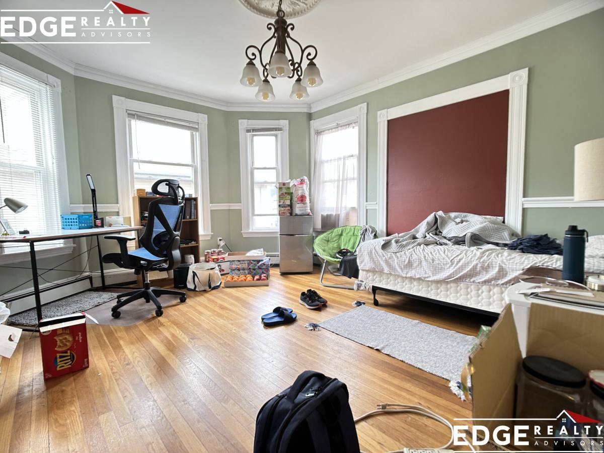 Apartment for rent at 32 Bayard St, Allston, MA 02134