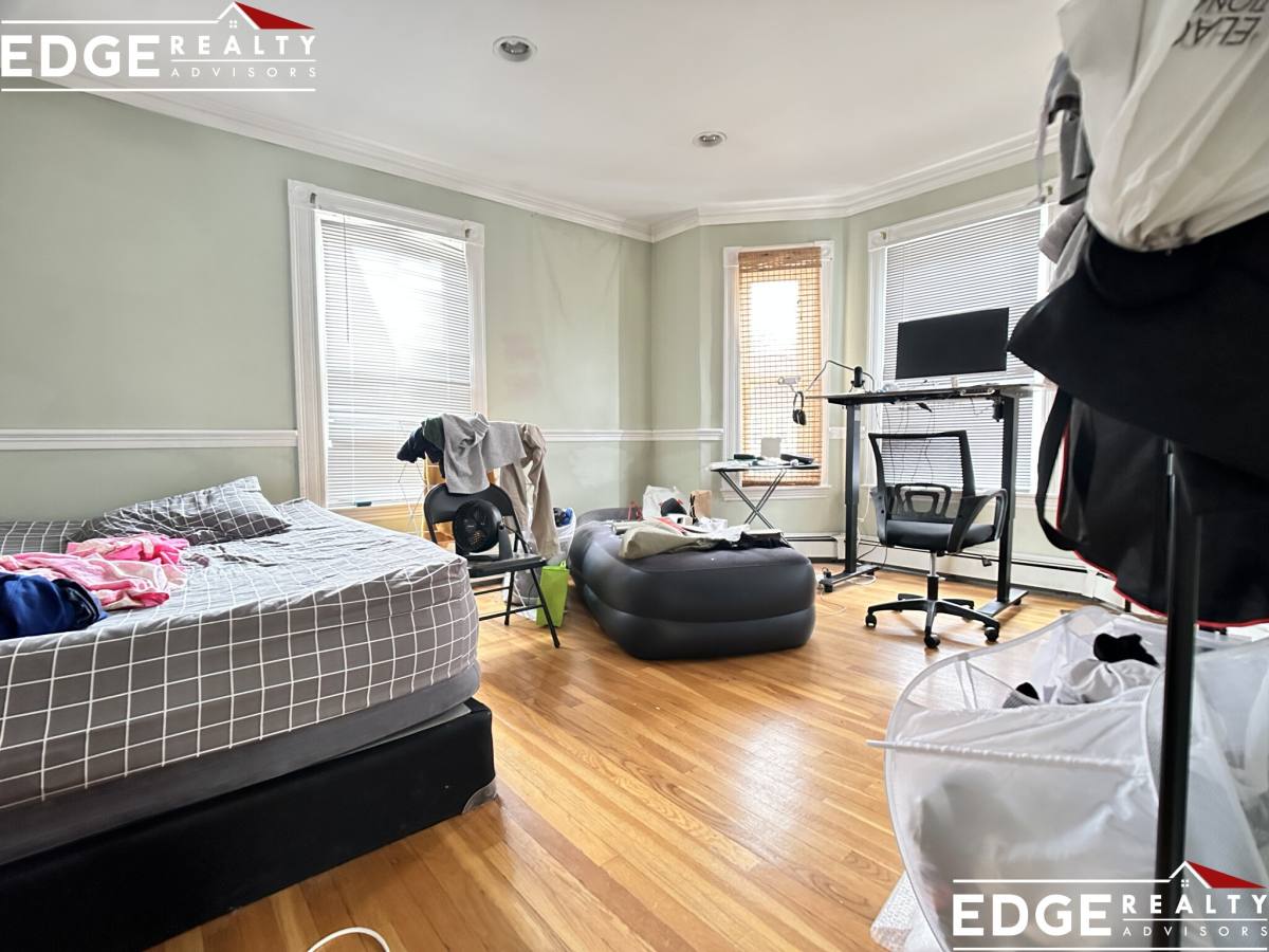 Apartment for rent at 32 Bayard St, Allston, MA 02134