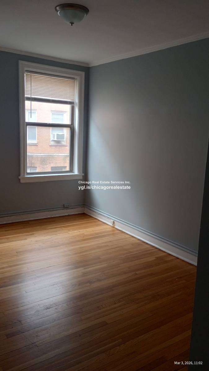 Apartment for rent at 1369 W Estes #1-L, Chicago, IL 60626