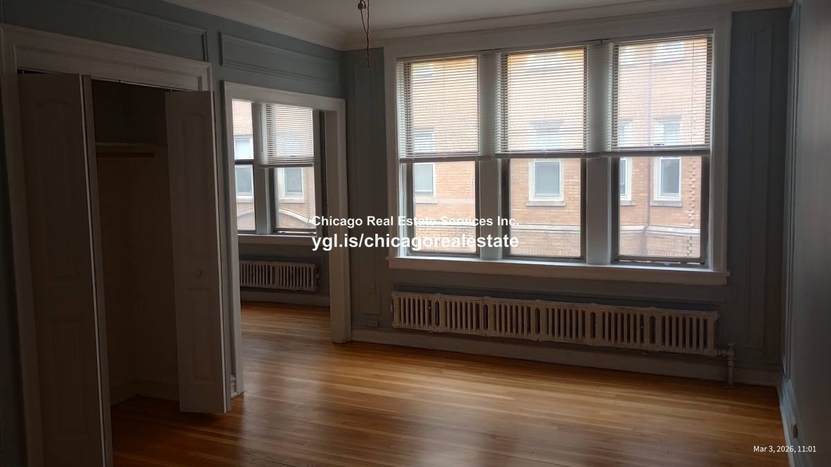 Apartment for rent at 1369 W Estes #1-L, Chicago, IL 60626