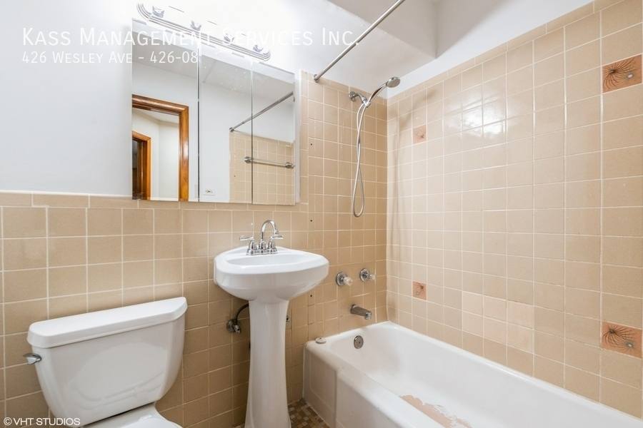 Apartment for rent at 426 Wesley Ave #8, Oak Park, IL 60302