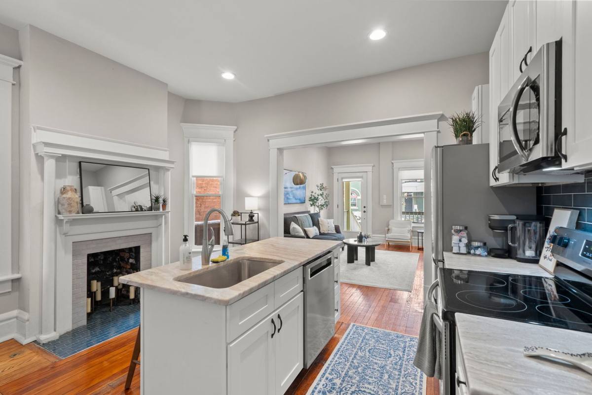 Condo for rent at 173 S 18th St, Columbus, OH 43205