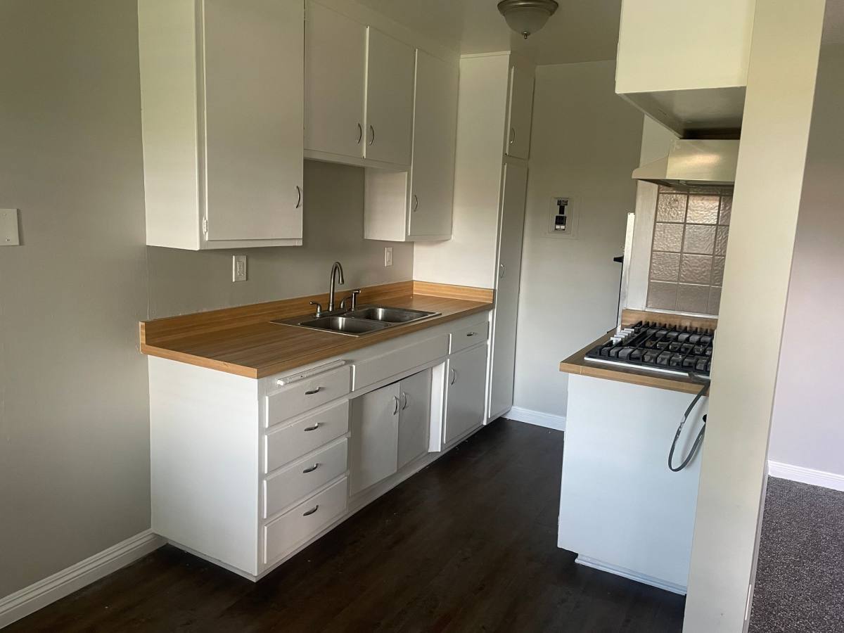 Apartment for rent at 1842 - 1848 W Valencia Dr, Fullerton, CA 92833