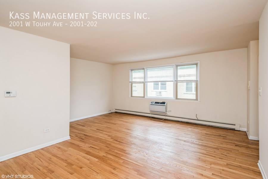 Apartment for rent at 2001 W Touhy Ave #202, Chicago, IL 60645