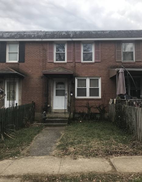 Townhouse for rent at 2121 Kensington St, Harrisburg, PA 17104