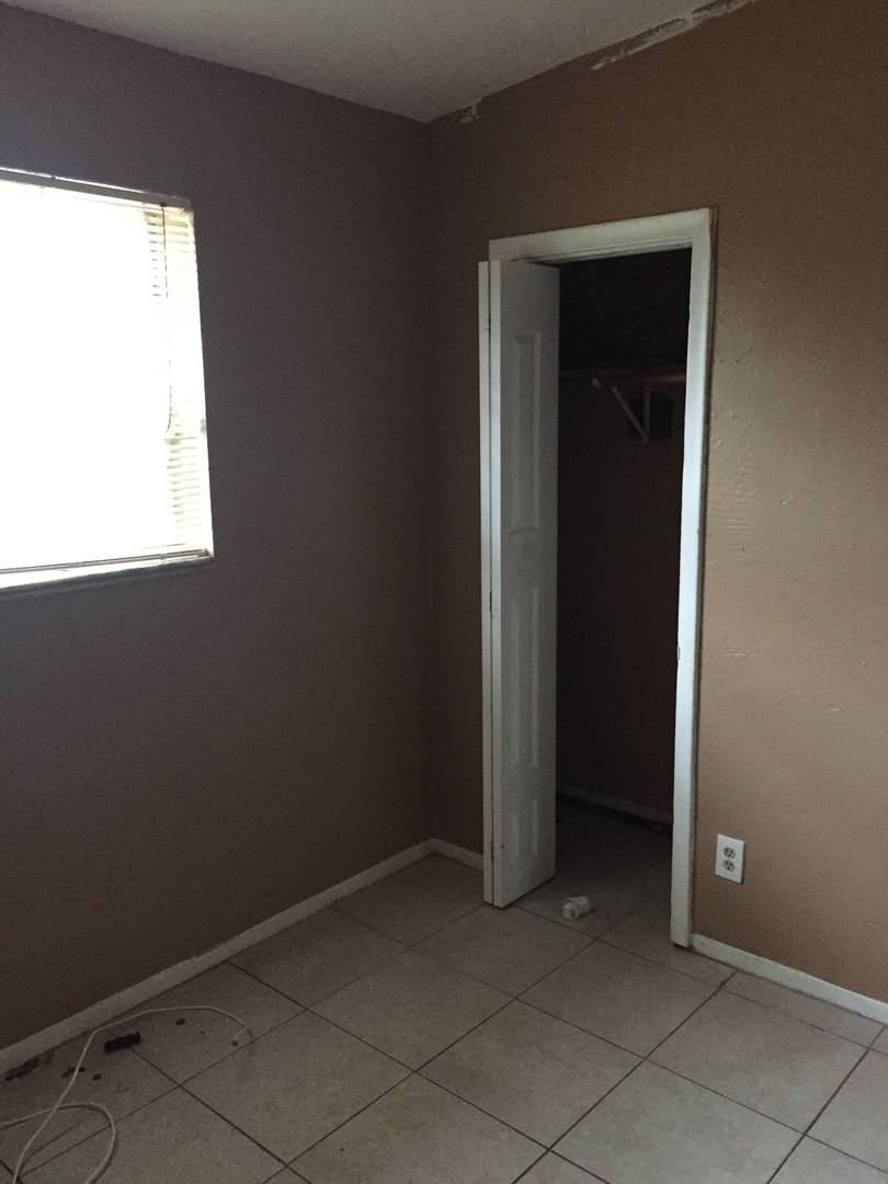 House for rent at 3025 NW 8 Rd, Fort Lauderdale, FL 33311