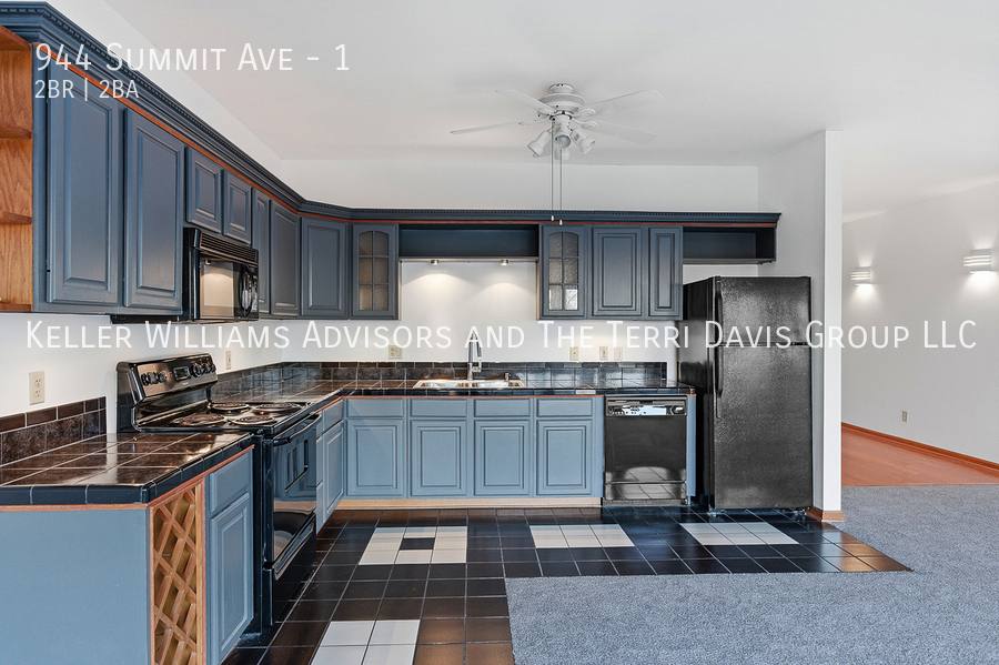 Apartment for rent at 944 Summit Ave #1, Cincinnati, OH 45204