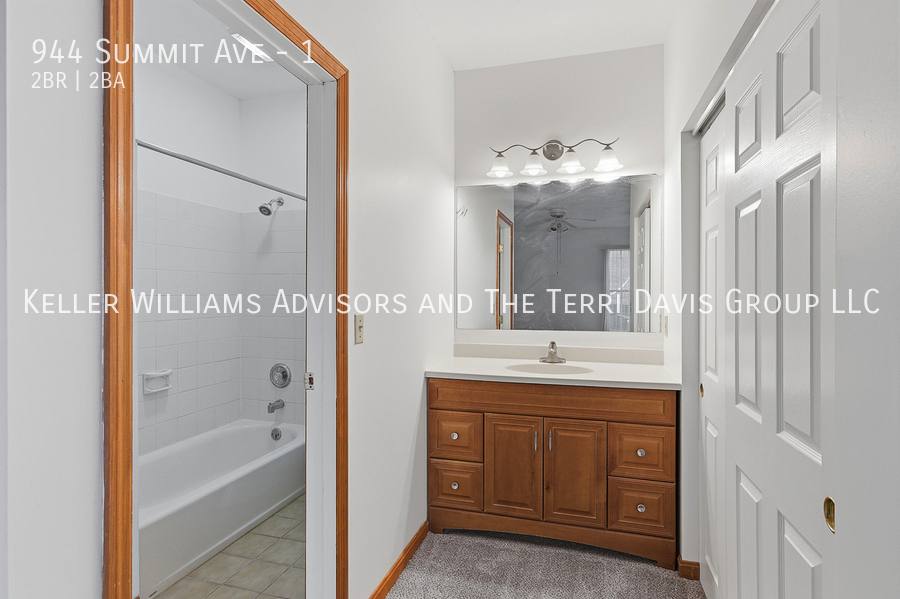 Apartment for rent at 944 Summit Ave #1, Cincinnati, OH 45204