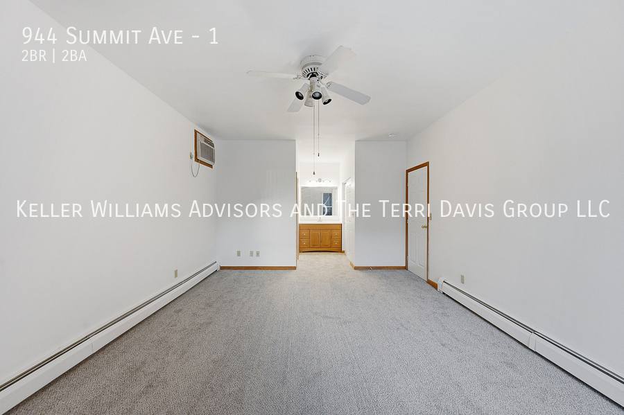Apartment for rent at 944 Summit Ave #1, Cincinnati, OH 45204
