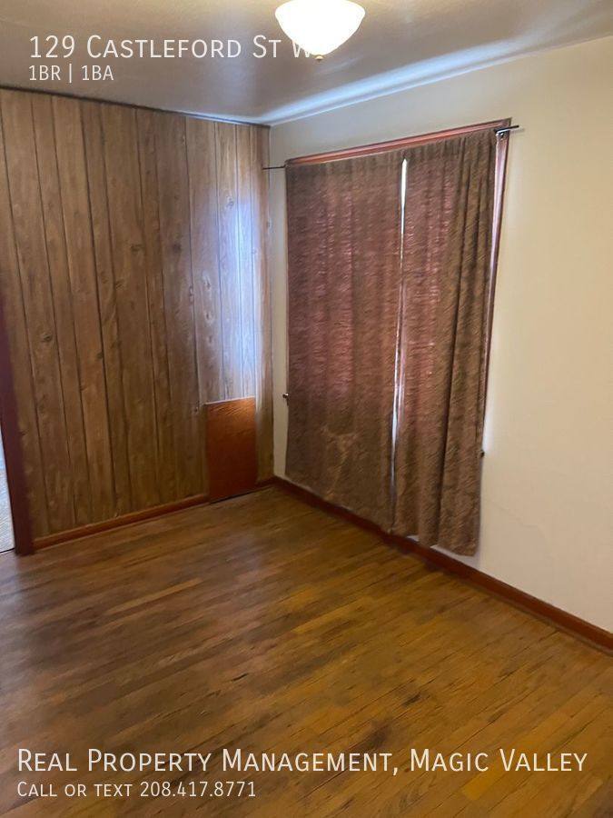 House for rent at 129 Castleford St W, Twin Falls, ID 83301