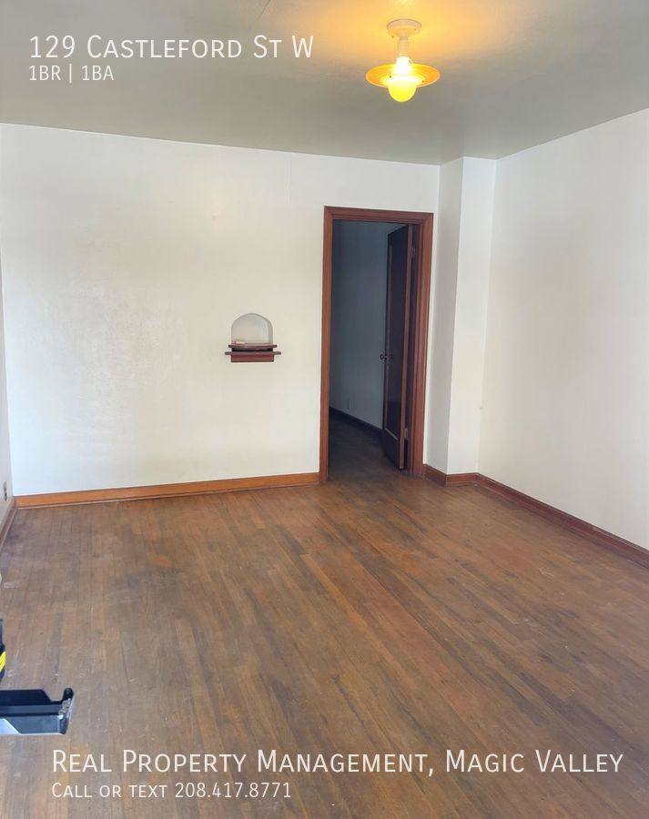House for rent at 129 Castleford St W, Twin Falls, ID 83301