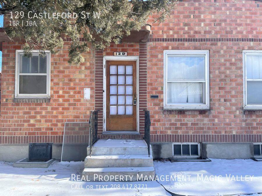 House for rent at 129 Castleford St W, Twin Falls, ID 83301