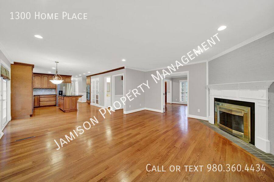 Apartment for rent at 1300 Home Place, Matthews, NC 28105