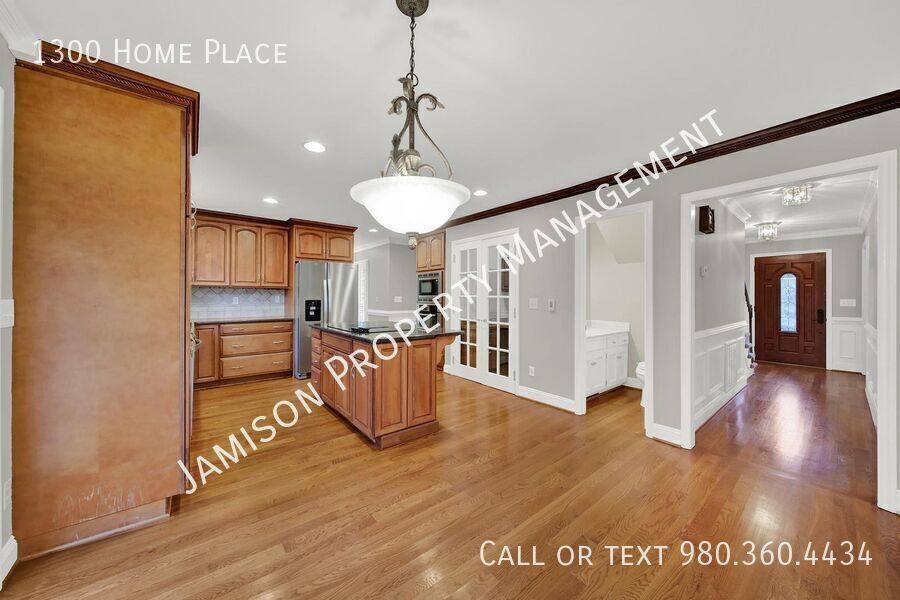 Apartment for rent at 1300 Home Place, Matthews, NC 28105