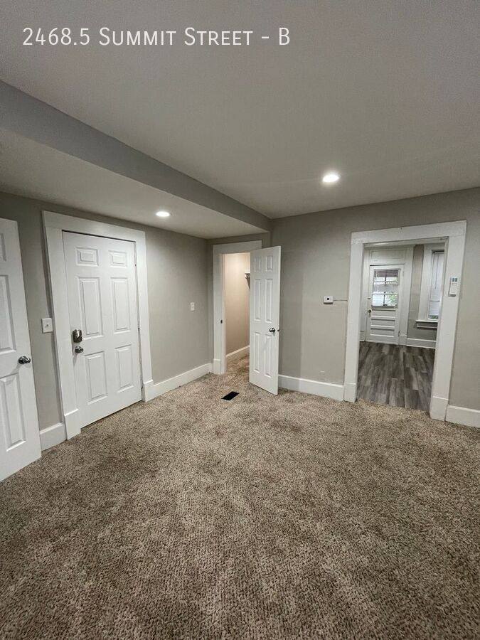 Apartment for rent at 24685 Summit St #B, Columbus, OH 43202