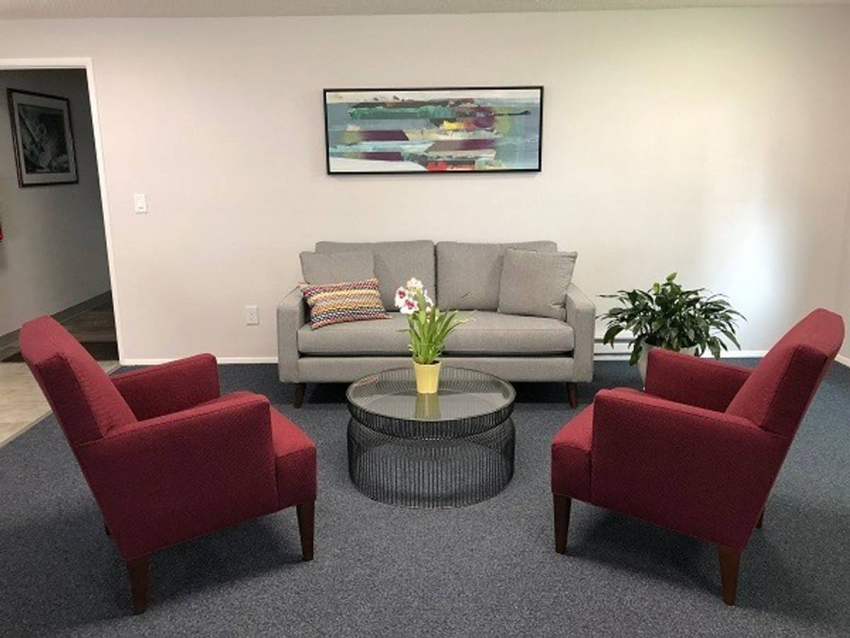 Apartment for rent at 6820 SW Hall Blvd, Beaverton, OR 97008
