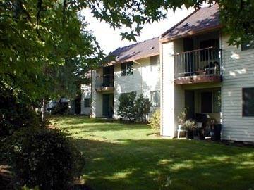 Apartment for rent at 6820 SW Hall Blvd, Beaverton, OR 97008