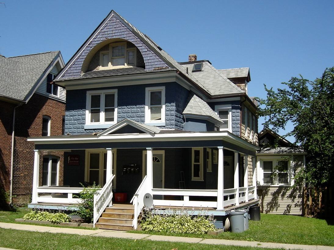 Apartment for rent at 124 College Place, Ypsilanti, MI 48197