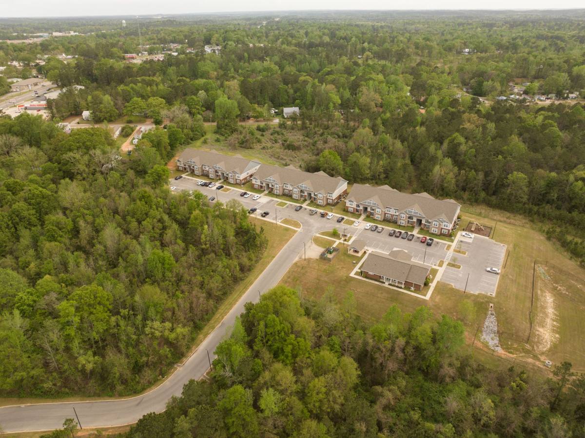 Apartment for rent at 705 Cogle St, Thomasville, AL 36784