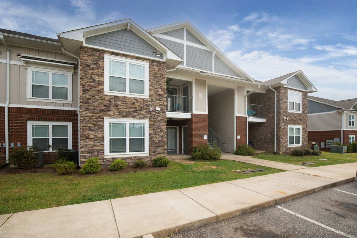 Apartment for rent at 705 Cogle St, Thomasville, AL 36784