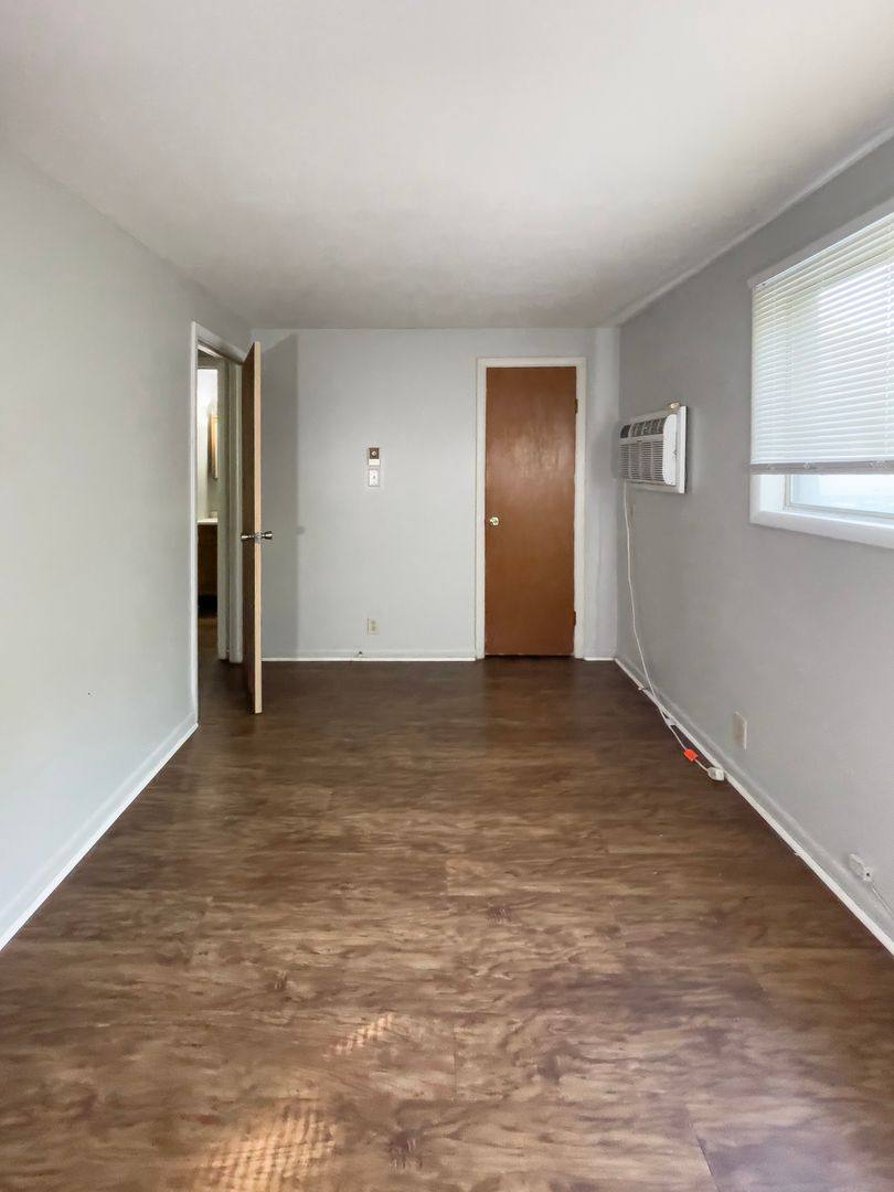 Apartment for rent at 715 S Brittain Ave, Muncie, IN 47303