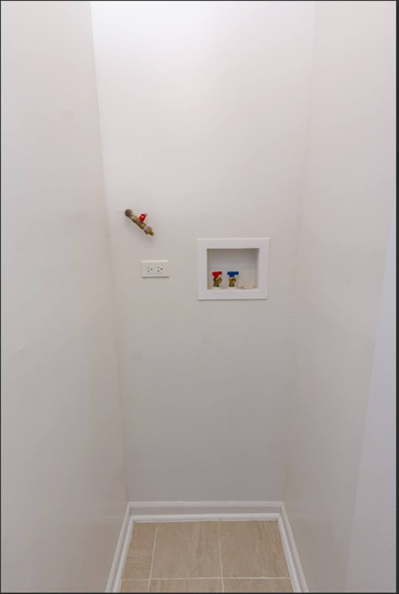 Apartment for rent at 7350 S Phillips Ave, Chicago, IL 60649