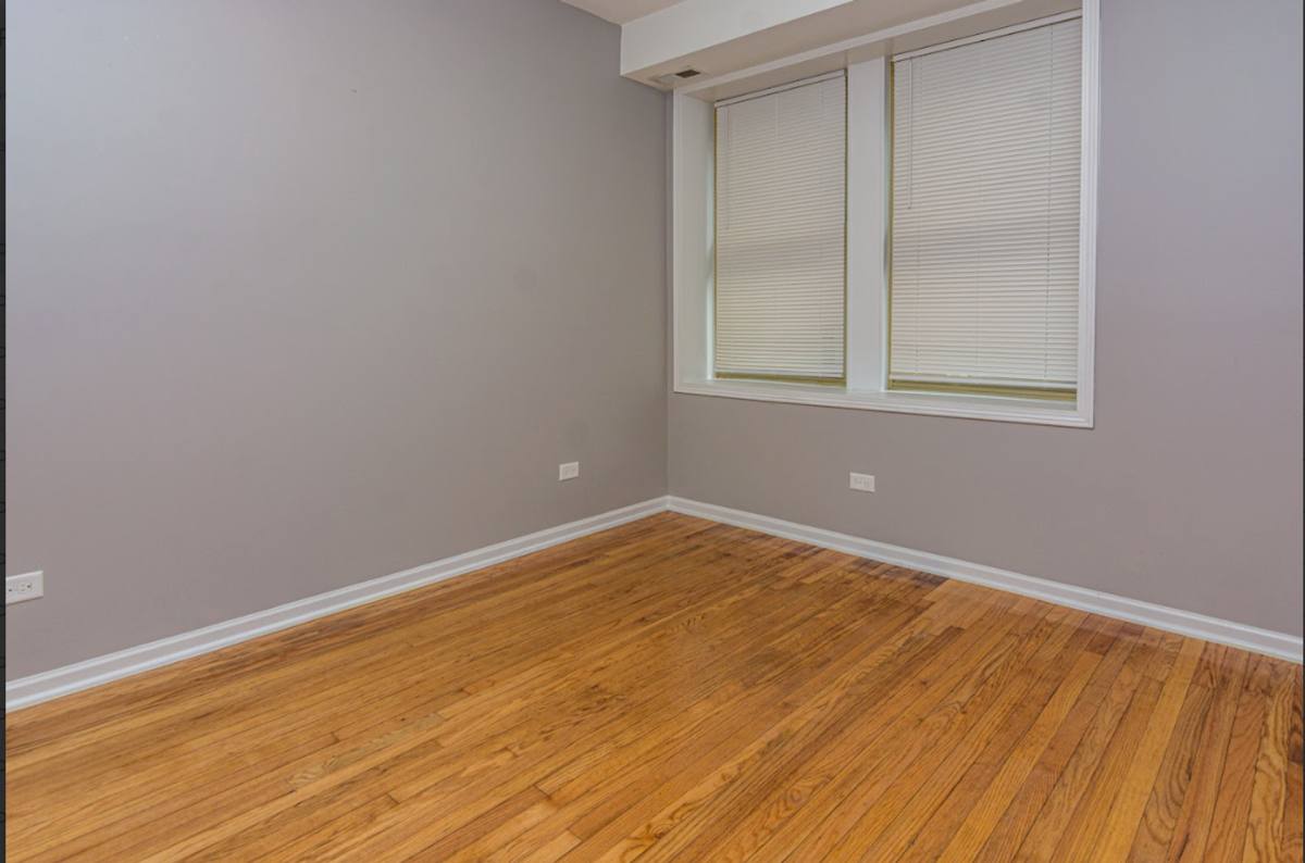 Apartment for rent at 7350 S Phillips Ave, Chicago, IL 60649