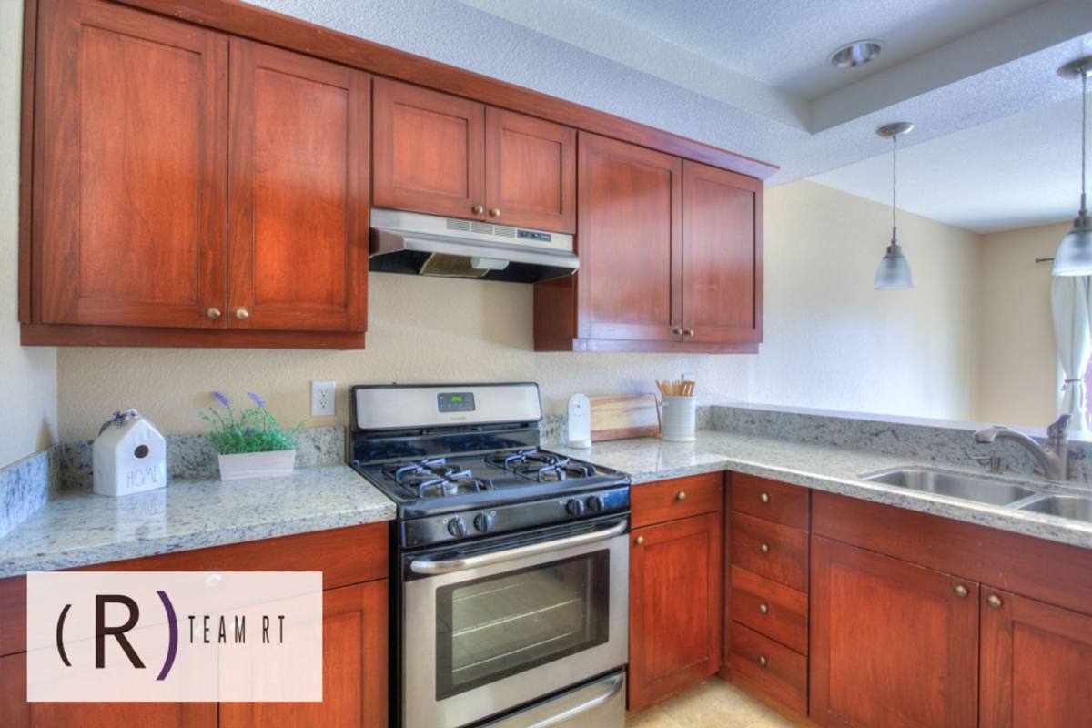 Townhouse for rent at 555 S Azusa Ave, Azusa, CA 91702