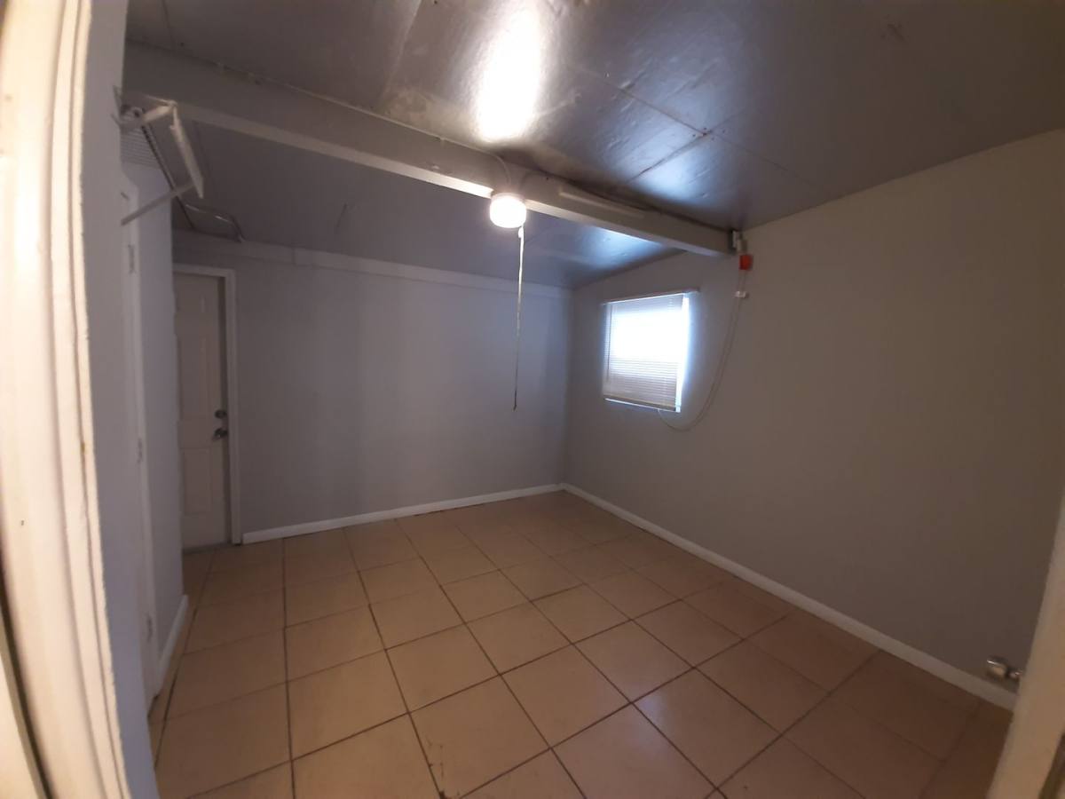 Apartment for rent at 2170-2172 Davis Court, Fort Myers, FL 33916