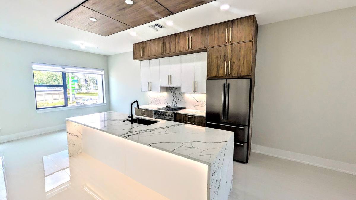 Townhouse for rent at 2194 Fruitville Rd, Sarasota, FL 34237