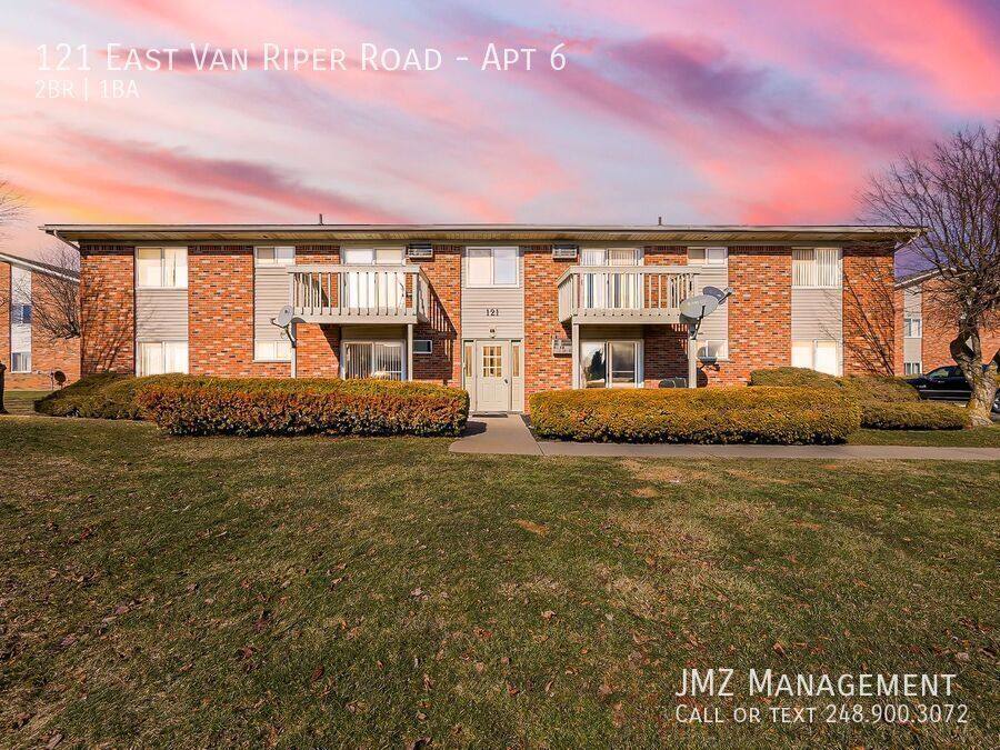 Apartment for rent at 121 E Van Riper Rd #6, Fowlerville, MI 48836