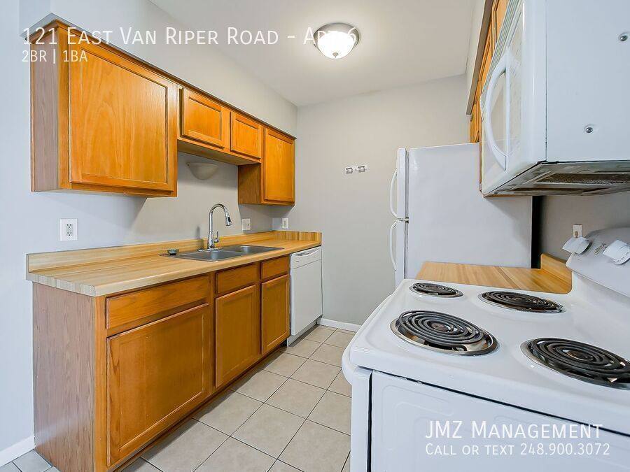 Apartment for rent at 121 E Van Riper Rd #6, Fowlerville, MI 48836