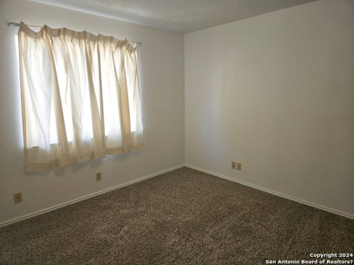 House for rent at 5319 Ashbury Dr, San Antonio, TX 78250
