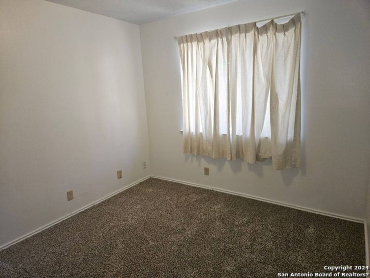House for rent at 5319 Ashbury Dr, San Antonio, TX 78250