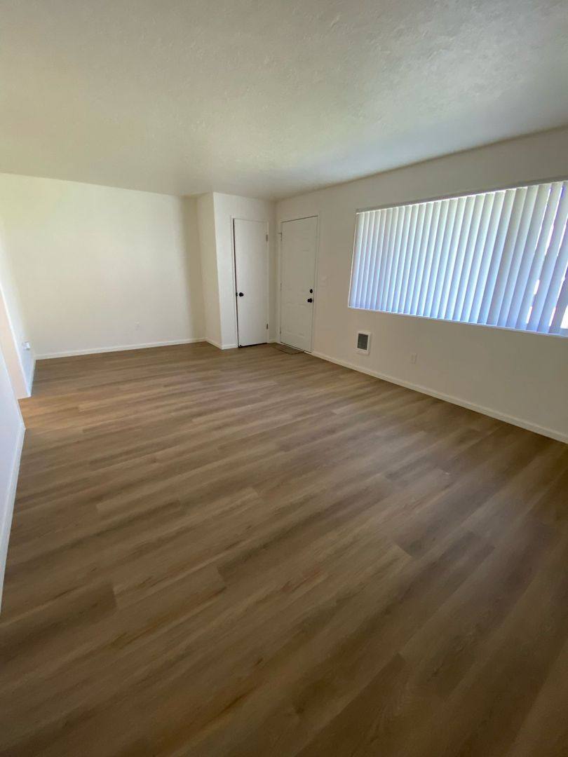 Apartment for rent at 17925 E Burnside St #105, Portland, OR 97233