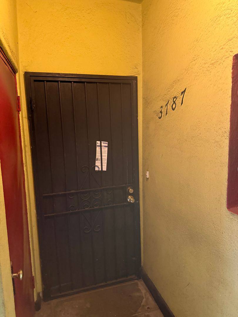 Apartment for rent at 3781-3789 1 2 W, Los Angeles, CA 90019