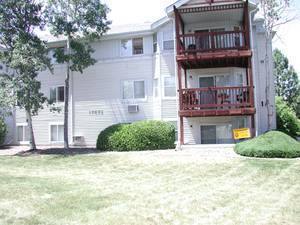 Apartment for rent at 17672 E Loyola Dr #2221R, Aurora, CO 80013