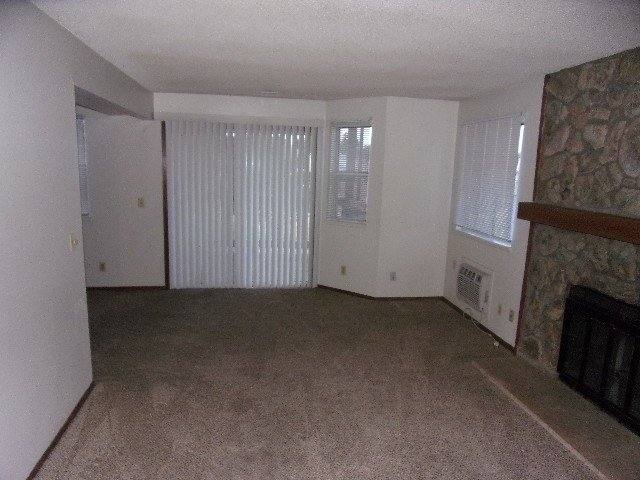 Apartment for rent at 17672 E Loyola Dr #2221R, Aurora, CO 80013