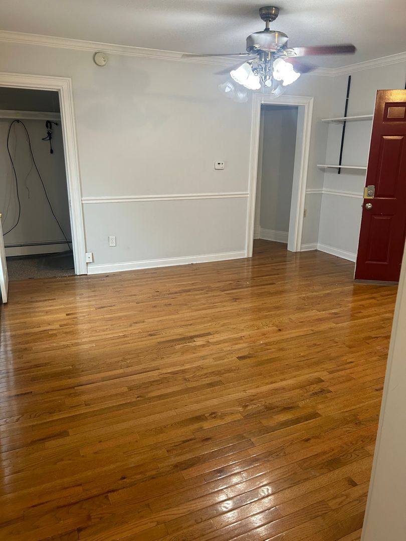Apartment for rent at 811 Washtenaw Rd, Ypsilanti, MI 48197