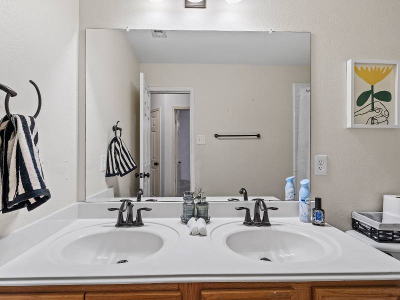 House for rent at 7710 Brookview Dr, Frisco, TX 75034