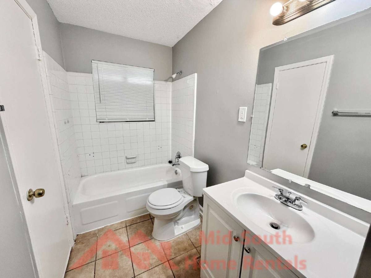 House for rent at 5286 Braden Dr, Memphis, TN 38127